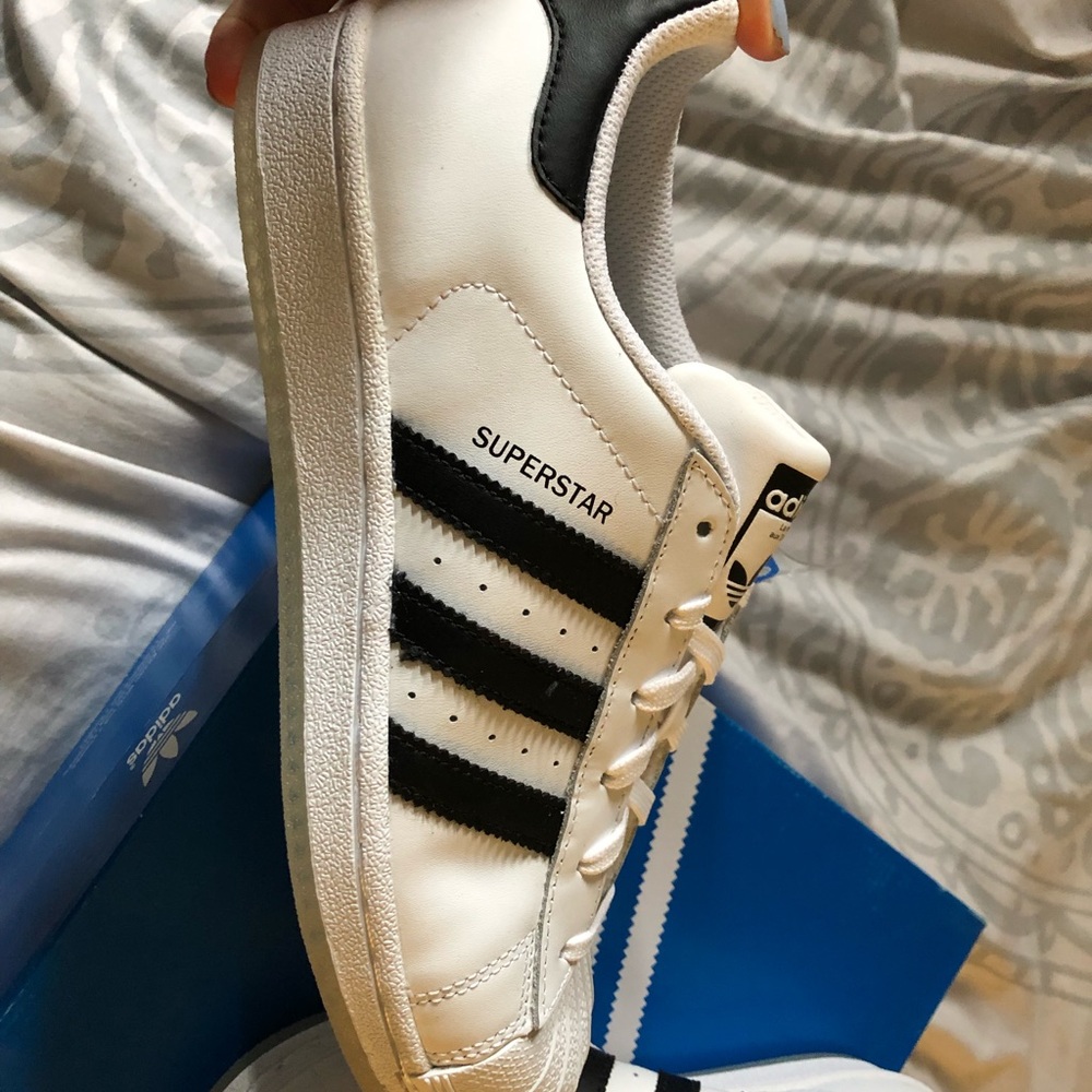 Adidas Superstar w/ performance insoles